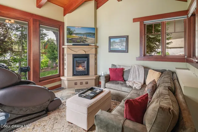 $8,800,000 | 203 Shannon Lane, Dover, ID 83825