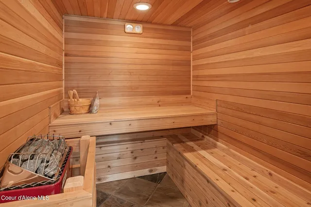 $8,800,000 | 203 Shannon Lane, Dover, ID 83825