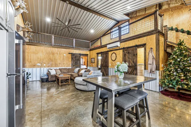 $1,175,000 | 2039 Buffalo Road, Hohenwald, TN 38462