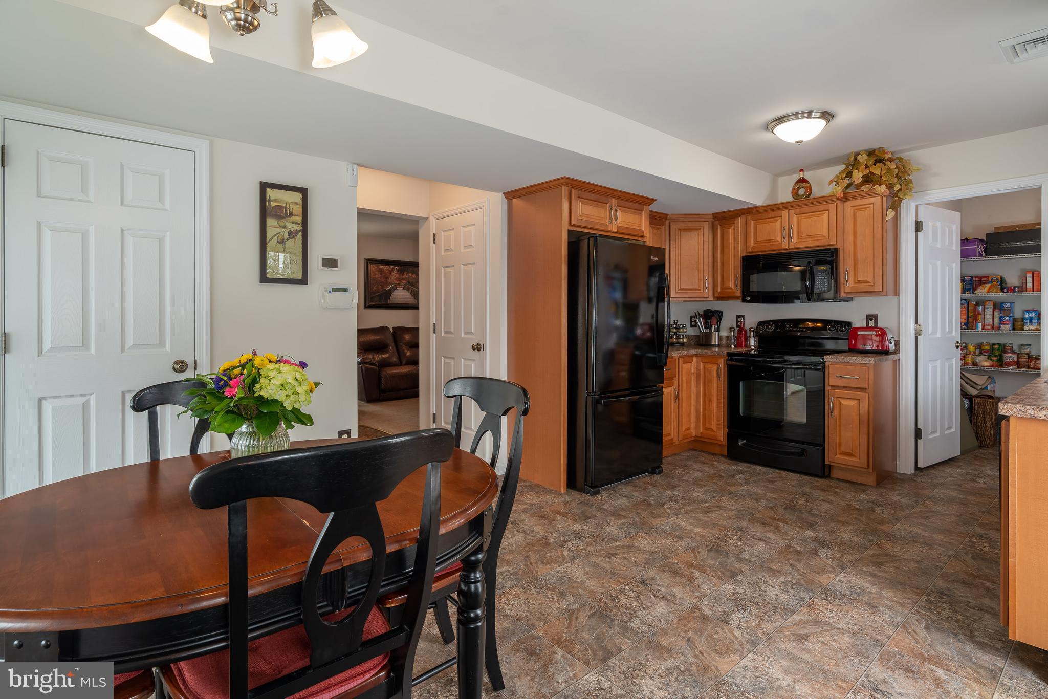 28 A Lititz Run Road Lititz, PA 17543 - Photo 11 of 29