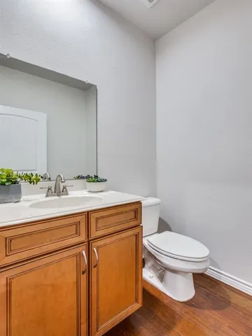 $259,000 | 950 Henderson Street, Fort Worth, TX 76102