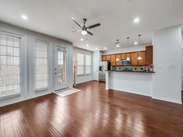 $259,000 | 950 Henderson Street, Fort Worth, TX 76102