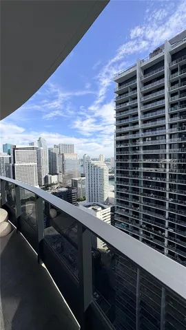 $8,500 | 1000 Brickell Plaza, Unit 4009, Miami, FL 33131