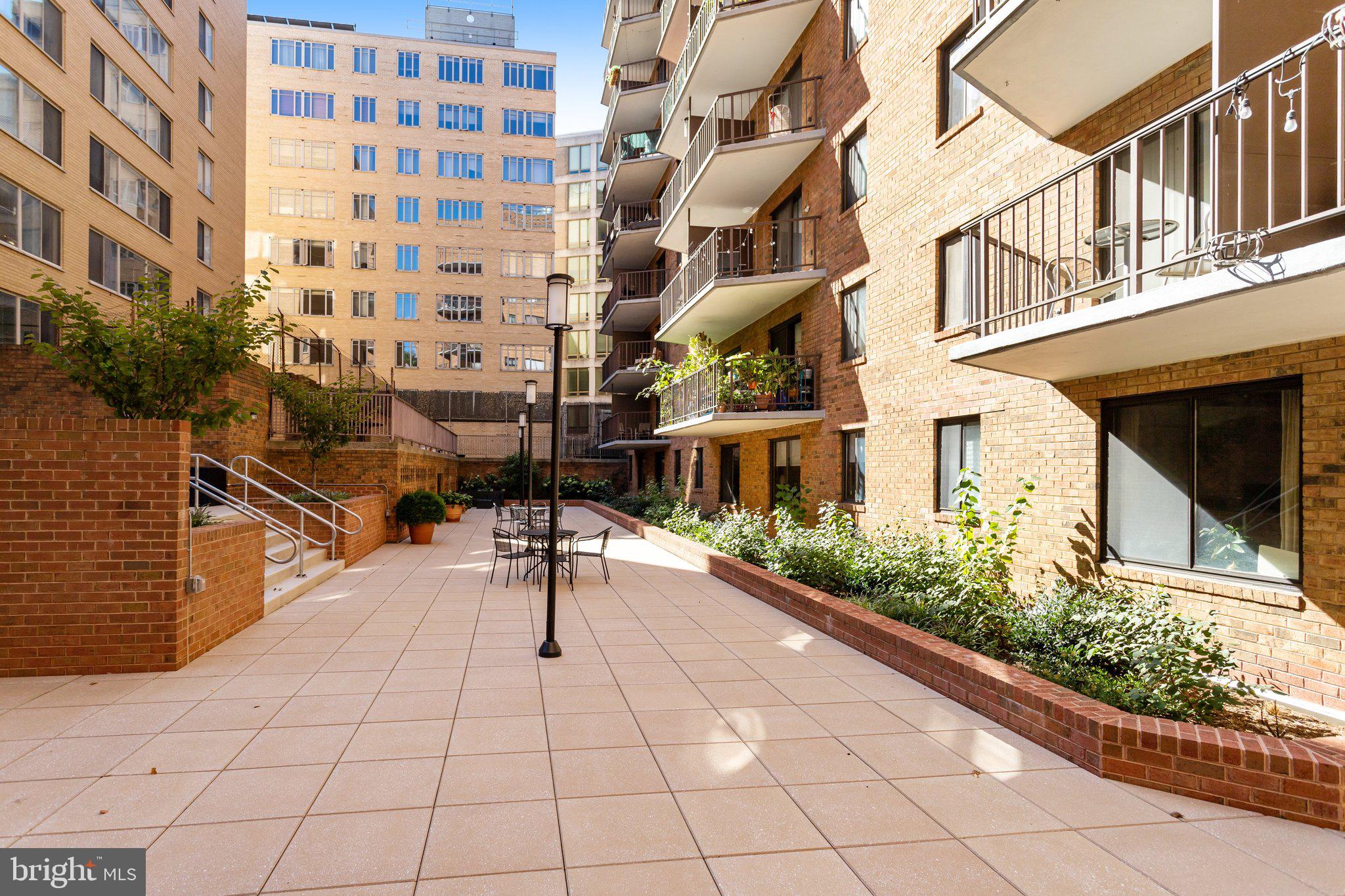 1718 P Street Northwest, Unit T13 Washington, DC 20036 - Photo 10 of 12