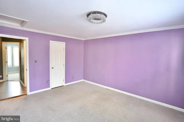 $2,800 | 6623 Skylemar Trail, Centreville, VA 20121