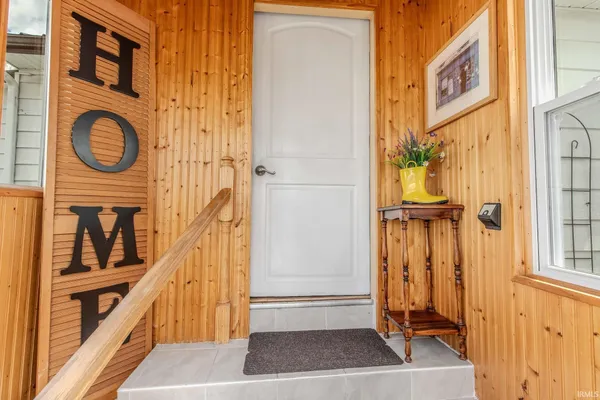 $385,000 | 604 Vine Street, Lagrange, IN 46761