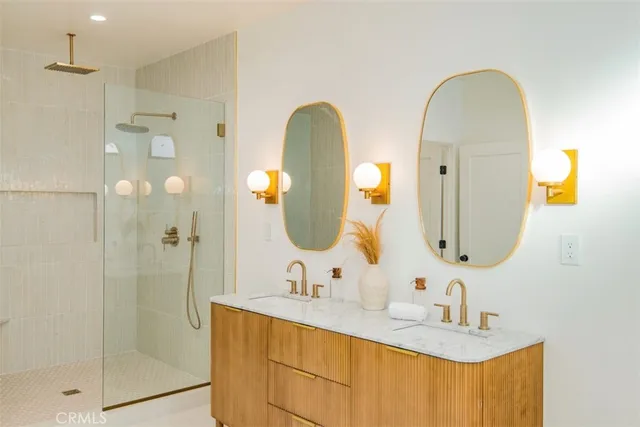 a bathroom with a sink and a toilet