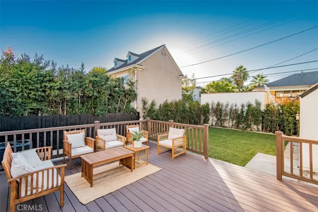 $2,850,000 | 323 South Orange Drive, Los Angeles, CA 90036