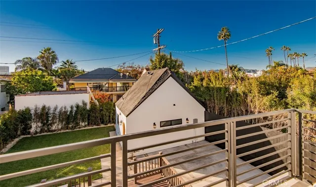 $2,850,000 | 323 South Orange Drive, Los Angeles, CA 90036