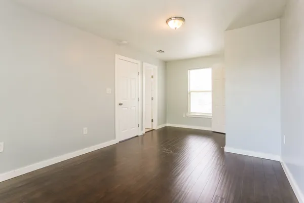 $1,100 | 4801 Avenue H, Austin, TX 78751