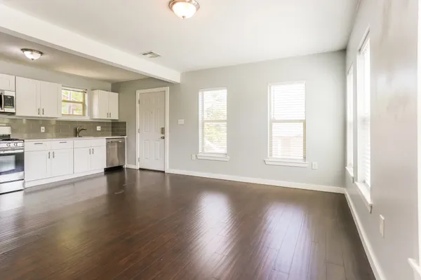 $1,100 | 4801 Avenue H, Austin, TX 78751