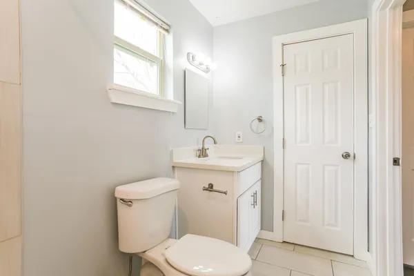$1,100 | 4801 Avenue H, Austin, TX 78751