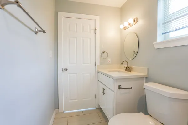 $1,100 | 4801 Avenue H, Austin, TX 78751