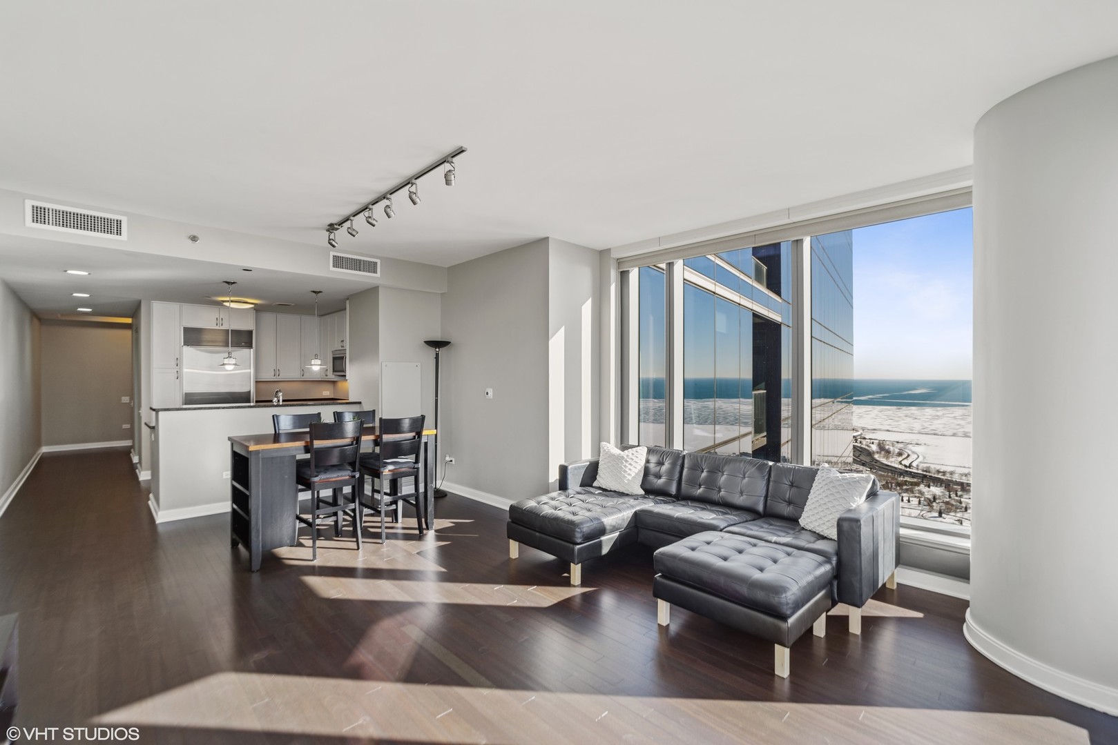 60 East Monroe Street, Unit 3804 Chicago, IL 60603 - Photo 7 of 21