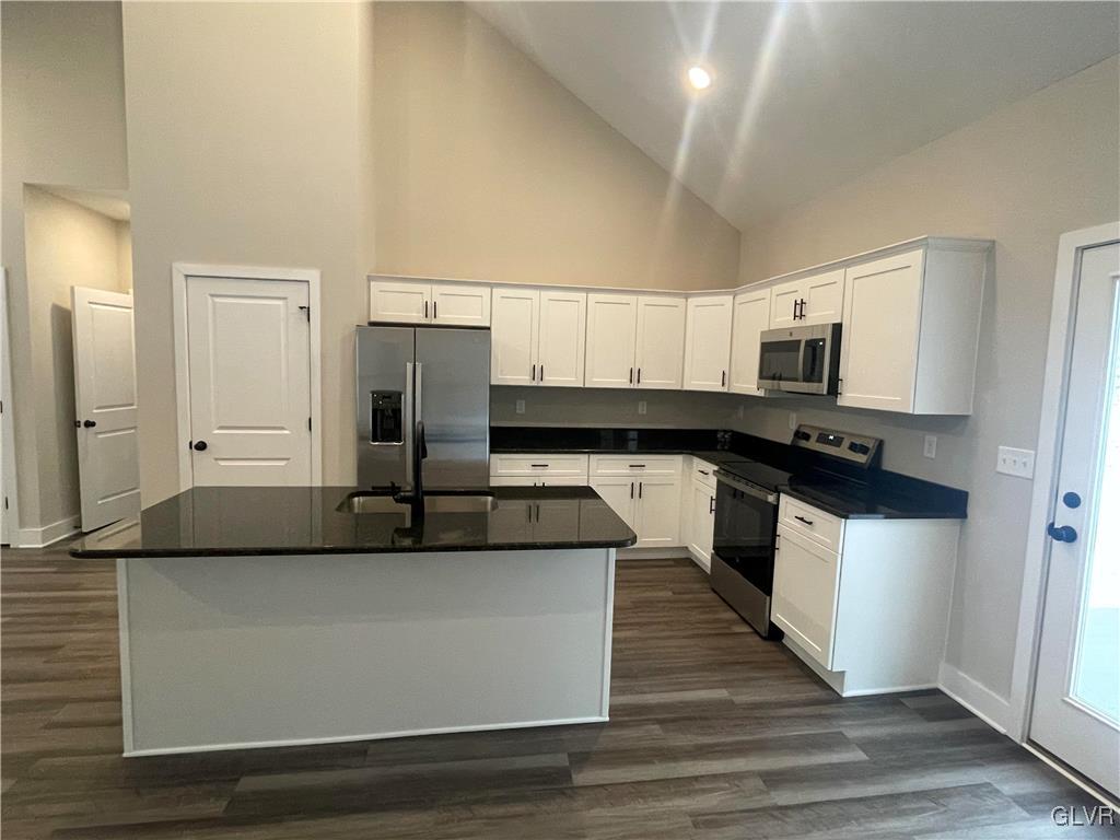 201 Behrens Road Jim Thorpe, PA 18229 - Photo 2 of 20 all appliances included
