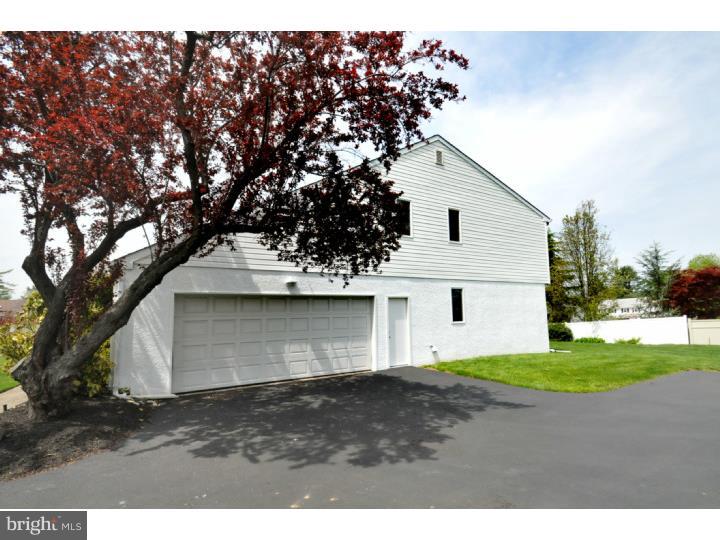85 Kent Road Huntingdon Valley, PA 19006 - Photo 3 of 25 a view of outdoor space yard and garage