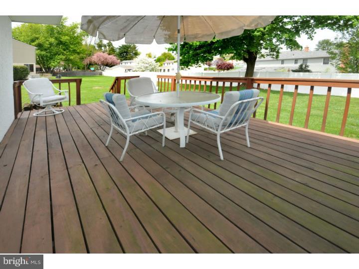 85 Kent Road Huntingdon Valley, PA 19006 - Photo 7 of 25 a outdoor view with a sitting space