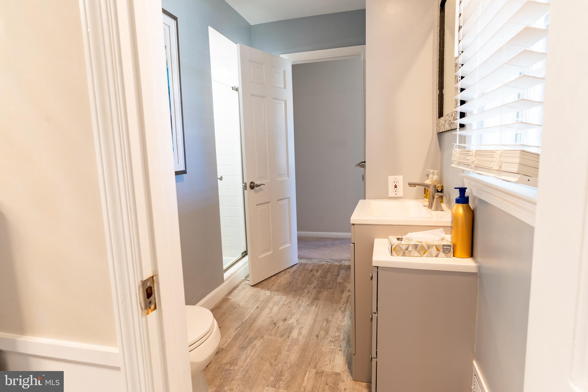 1600 Pot Spring Road Lutherville-Timonium, MD 21093 - Photo 12 of 58 Front Full Bathroom