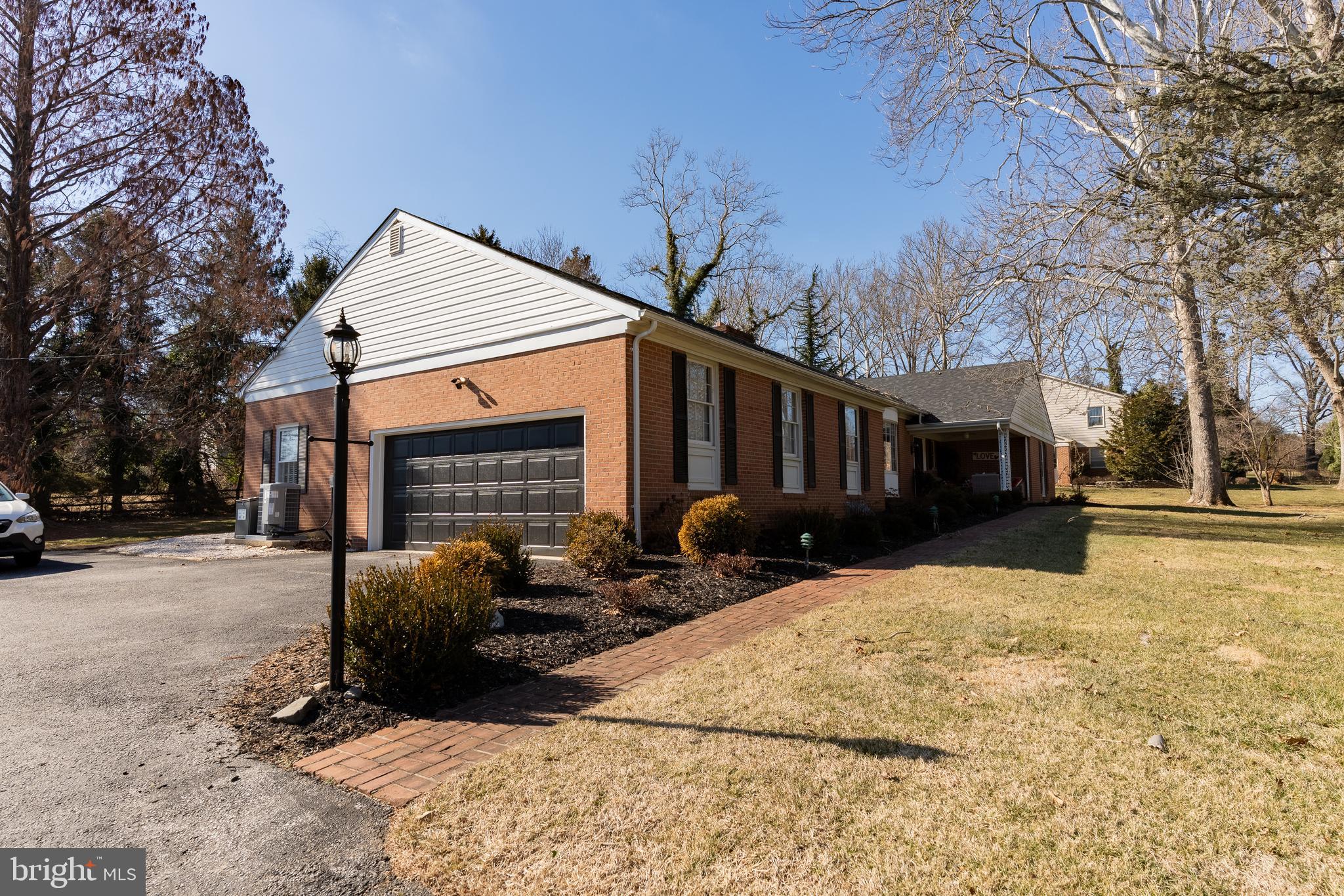 1600 Pot Spring Road Lutherville-Timonium, MD 21093 - Photo 5 of 58 Attached 2-car garage