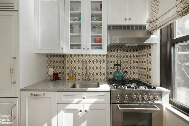 $499,999 | 210 East 73rd Street, Unit 7F | Lenox Hill