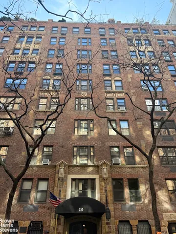 $499,999 | 210 East 73rd Street, Unit 7F | Lenox Hill