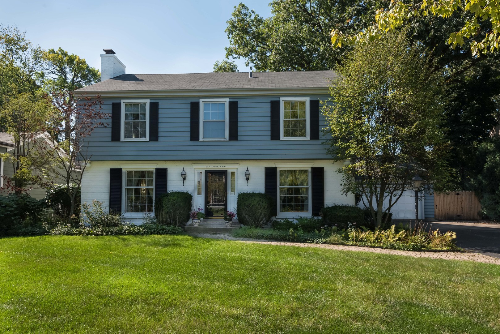 829 Sheridan Road Wilmette, IL 60091 - Photo 1 of 38 Gallery Image 1