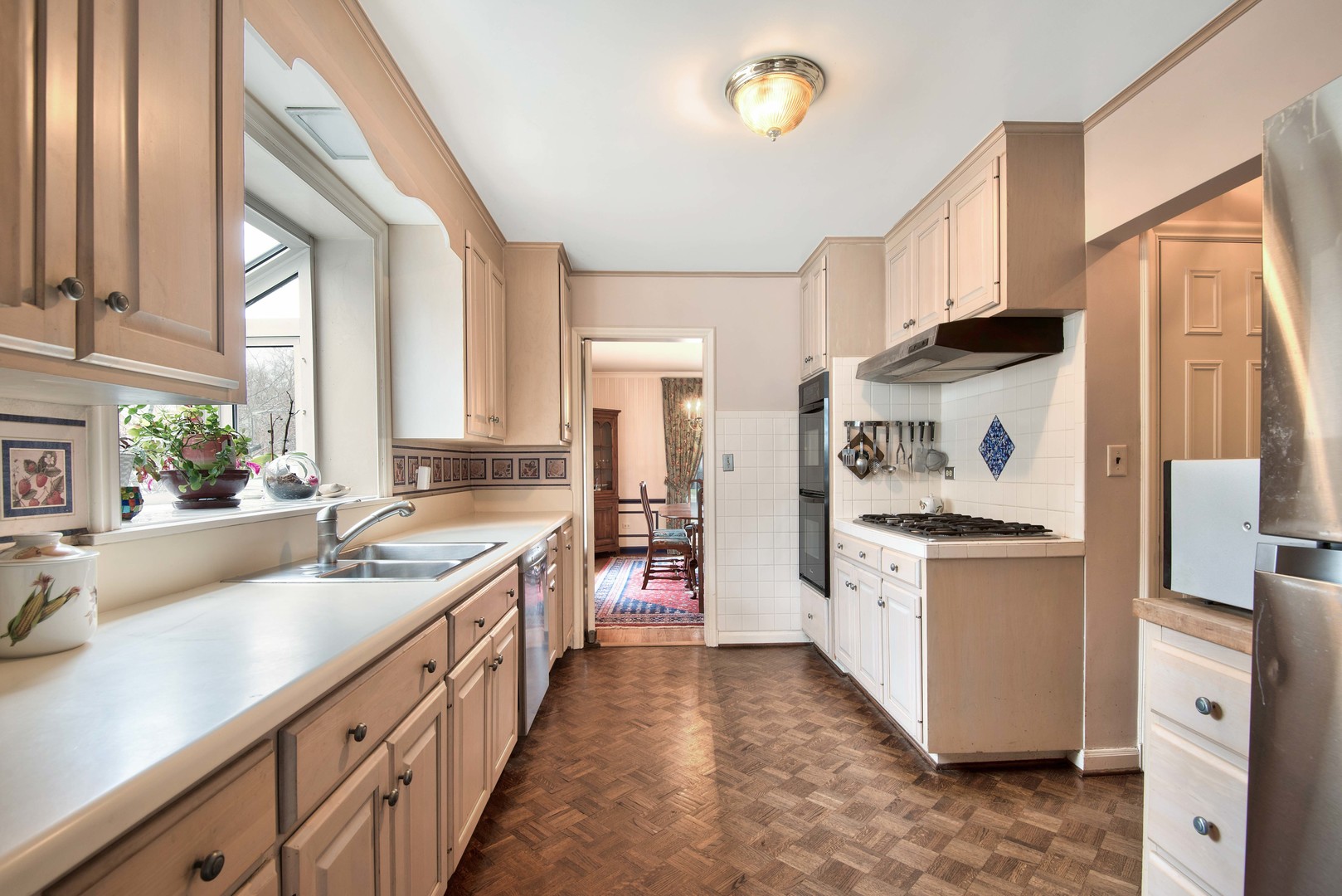829 Sheridan Road Wilmette, IL 60091 - Photo 8 of 38 Gallery Image 8