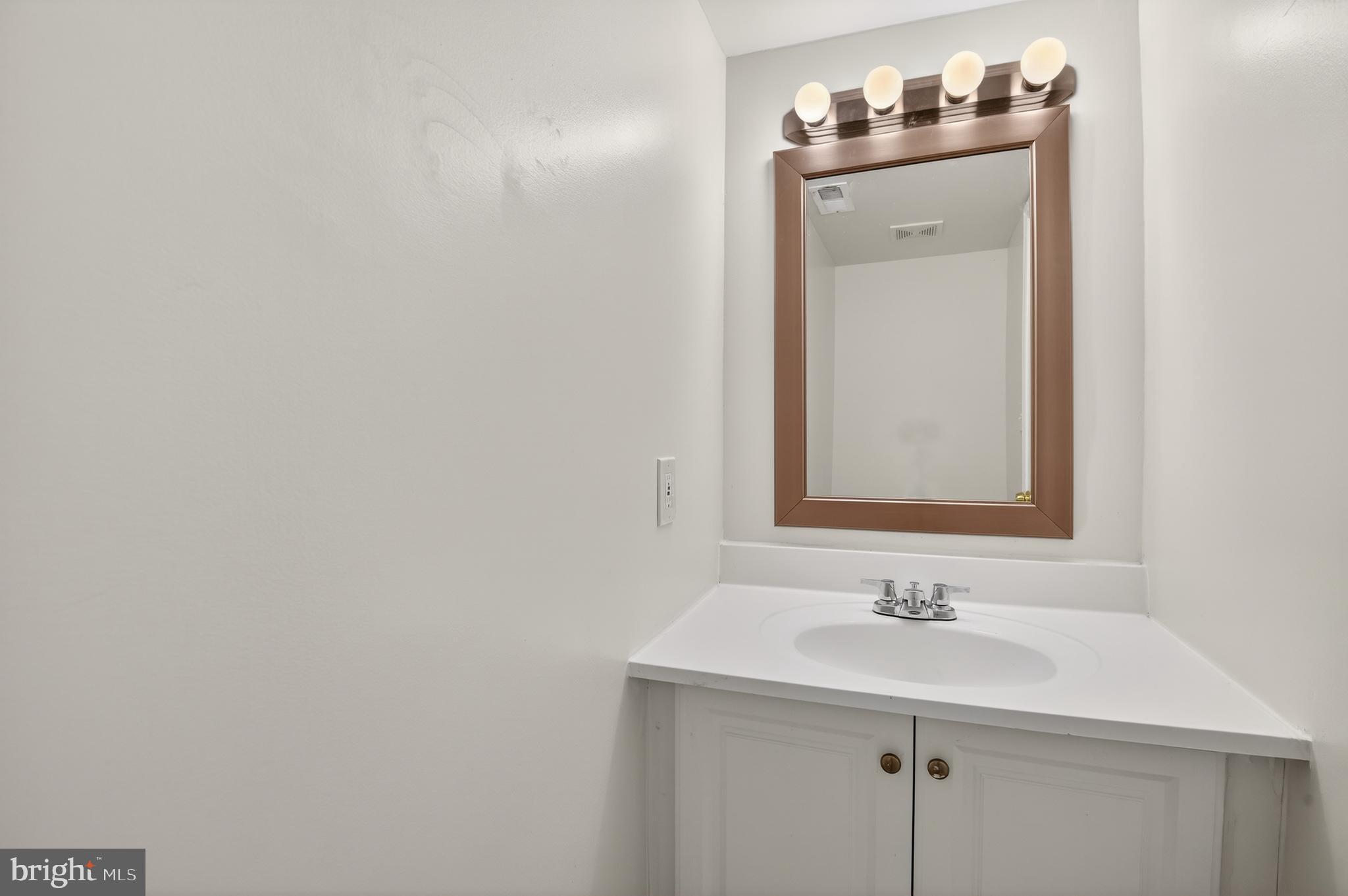 278 Brock Bridge Road Laurel, MD 20724 - Photo 5 of 22 Powder Room