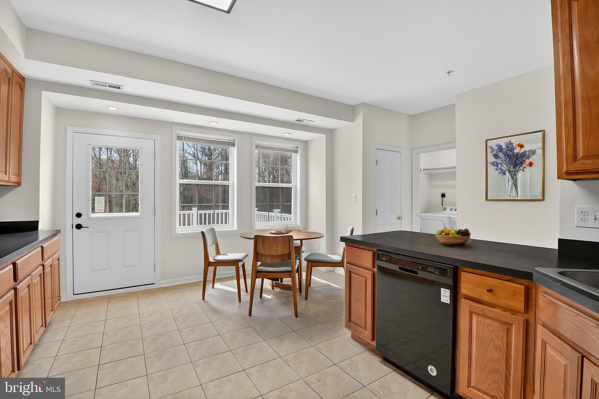 278 Brock Bridge Road Laurel, MD 20724 - Photo 10 of 22 Kitchen leads to Deck