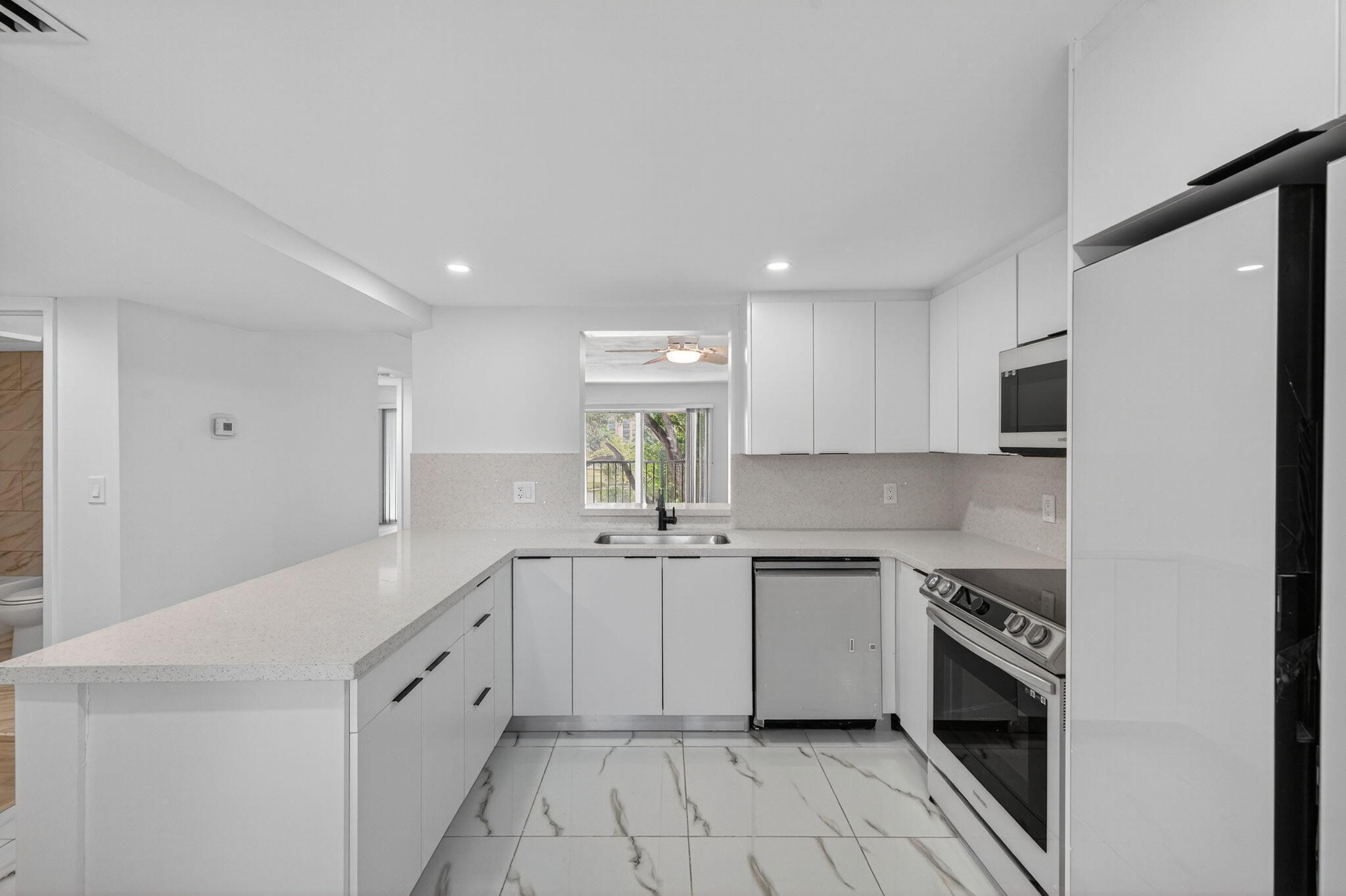 14375 Strathmore Lane, Unit 303 Delray Beach, FL 33446 - Photo 4 of 105 14375 Strathmore Lane 303