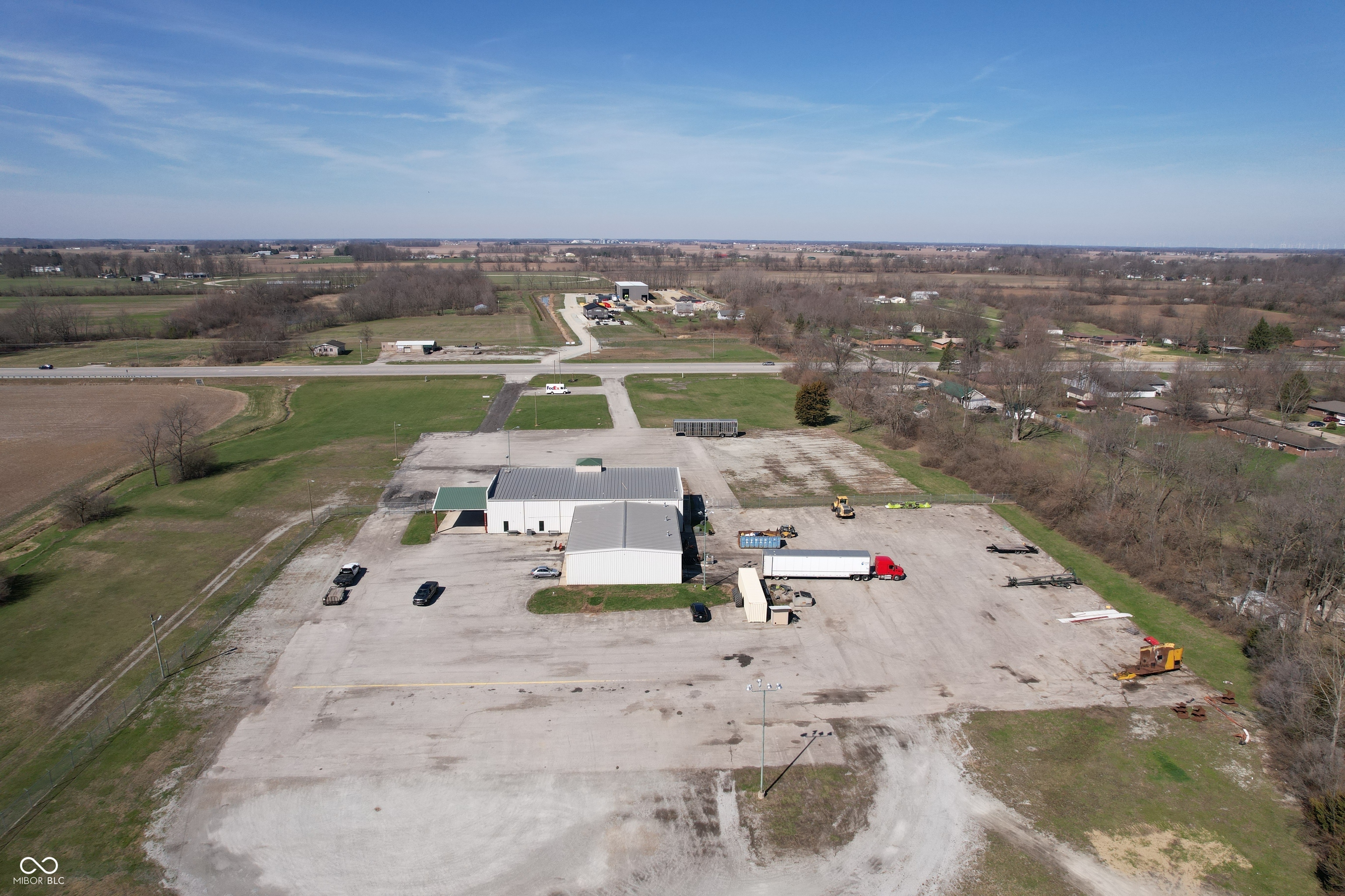 5422 Highway 9 Anderson, IN 46012 - Photo 2 of 38