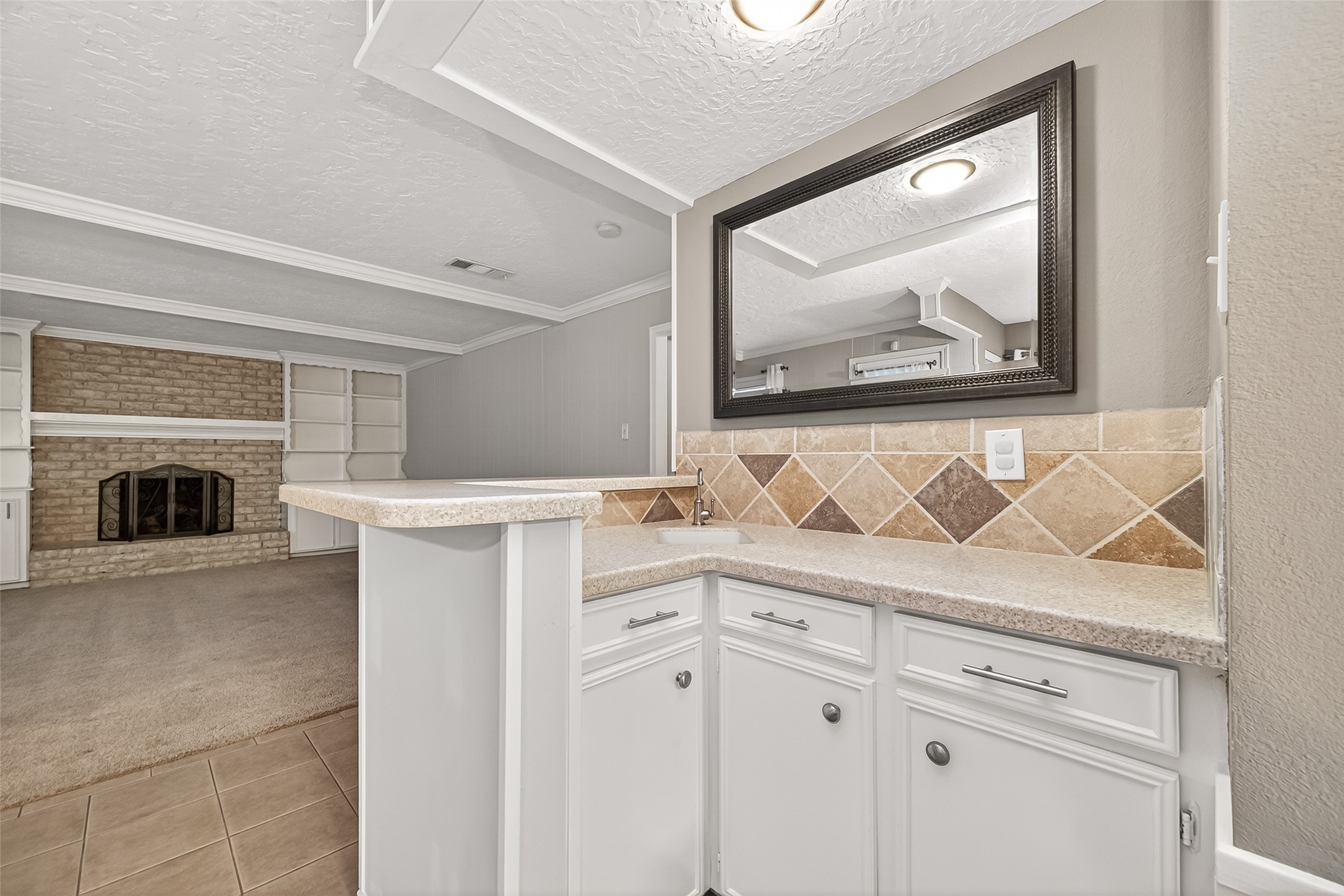 17810 Abby Lane Spring, TX 77379 - Photo 14 of 50 Wet Bar with sink