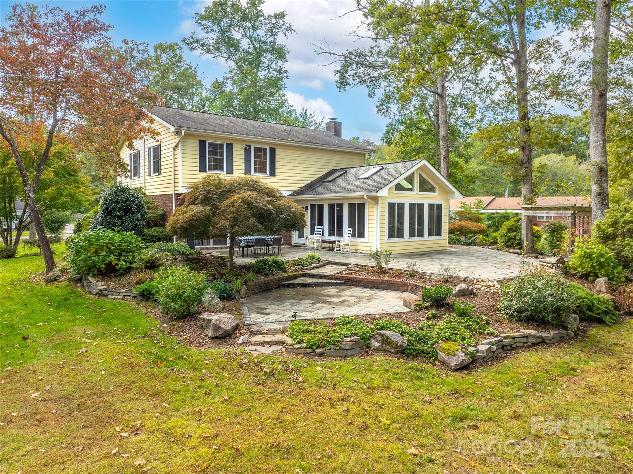 49 Tee Etowah, NC 28729 - Photo 2 of 10