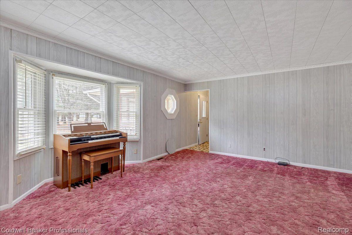 5128 Lonsberry Road Columbiaville, MI 48421 - Photo 12 of 47 Spacious Living Room lots of natural light