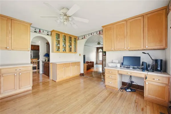 $264,900 | 2341 South Hermitage Road, Hermitage, PA 16148