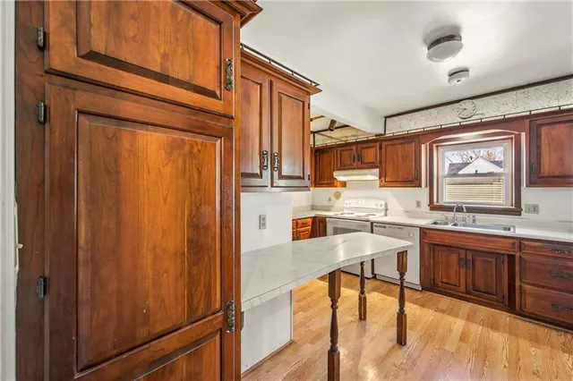 $299,900 | 2341 South Hermitage Road, Hermitage, PA 16148