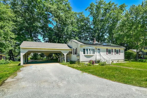 $560,000 | 12 Henry Street, Salem, NH 03079