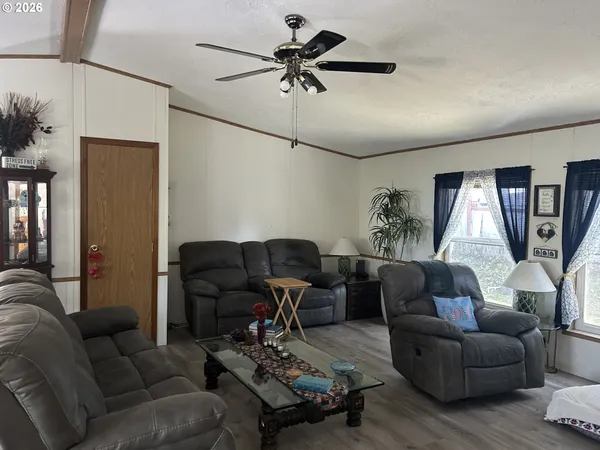 $199,000 | 96465 Coverdell Road, Unit 20, Brookings, OR 97415