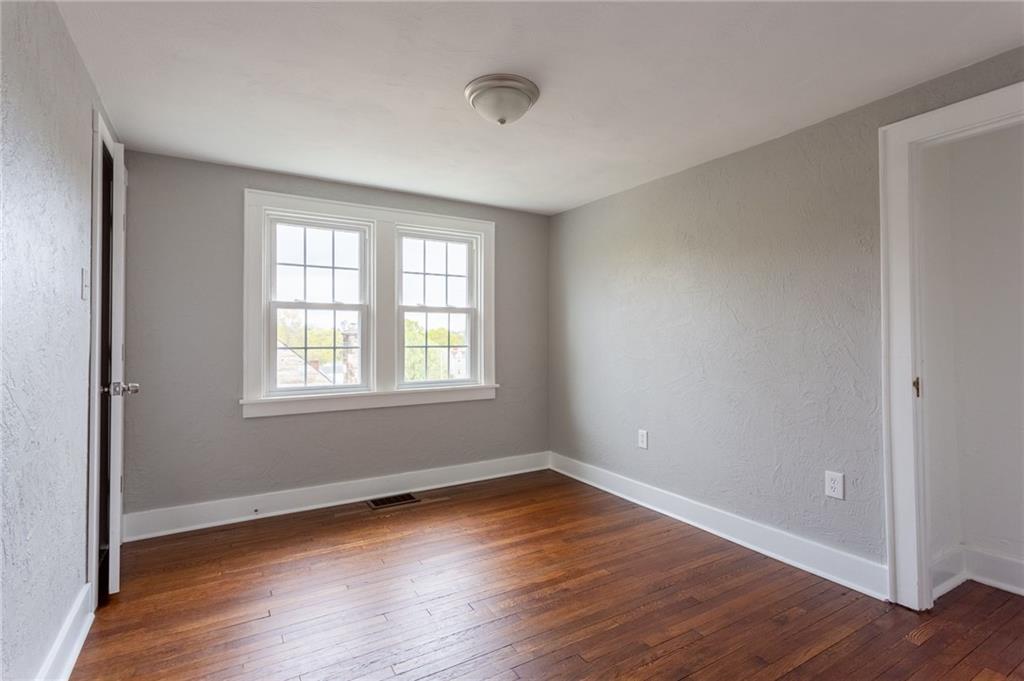 321 Hawthorne Road Pittsburgh, PA 15209 - Photo 17 of 24 Gallery Image 17