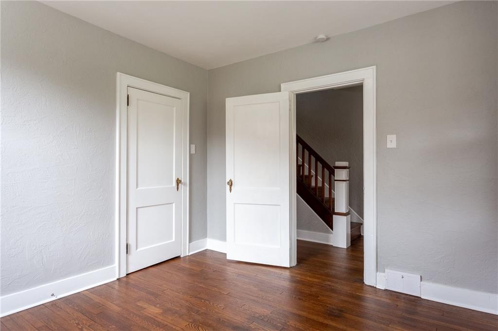 321 Hawthorne Road Pittsburgh, PA 15209 - Photo 9 of 24 Gallery Image 9