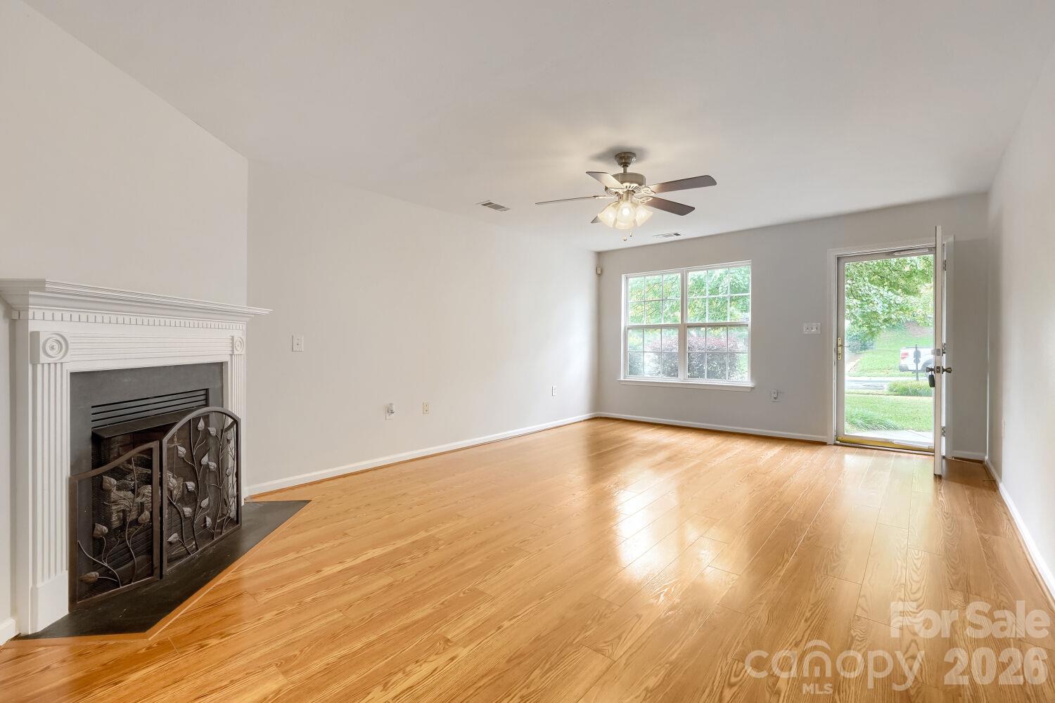 5135 Raspberry Knoll Drive Charlotte, NC 28208 - Photo 5 of 29 Gallery Image 5