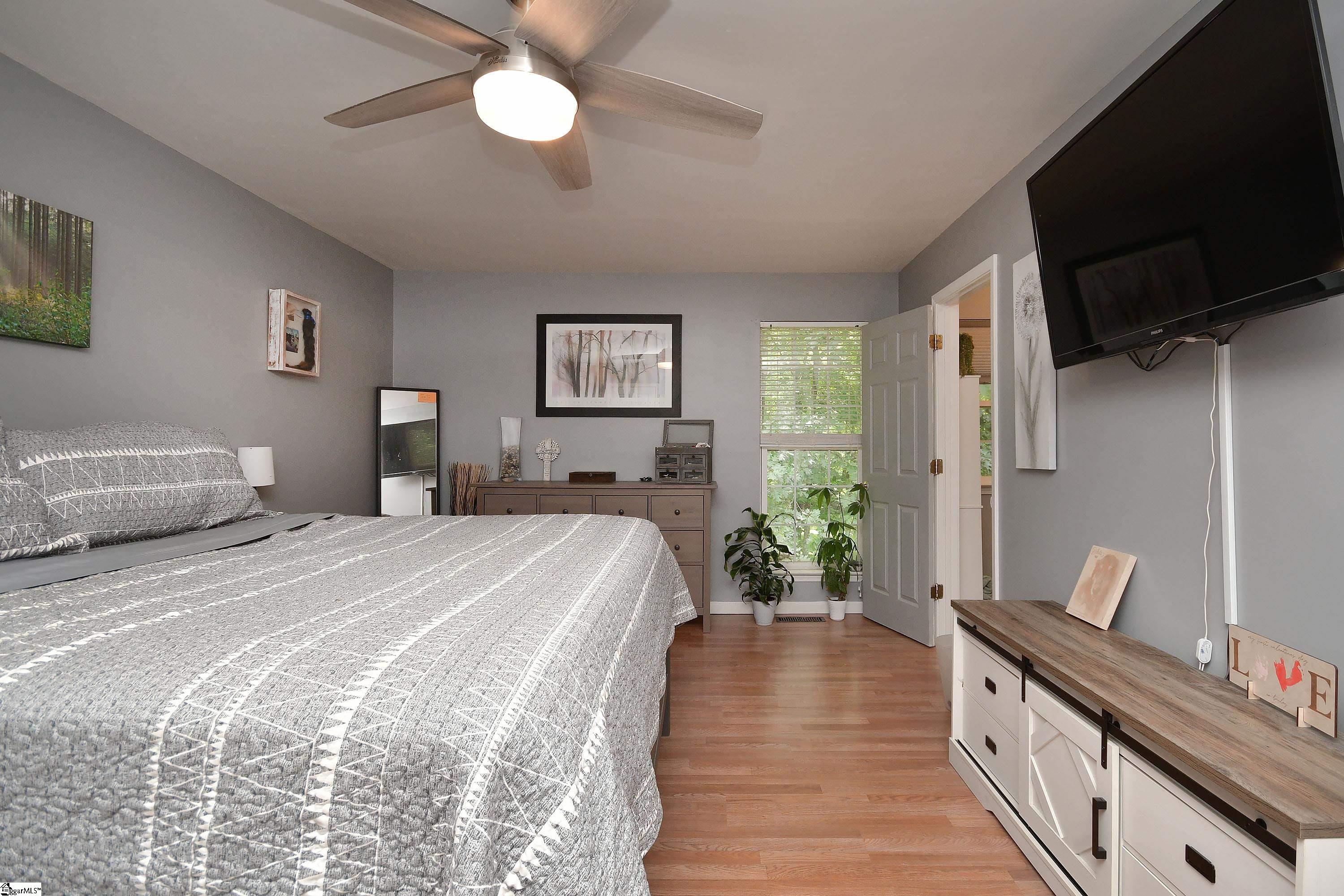 450 Waspnest Road Wellford, SC 29385 - Photo 13 of 32