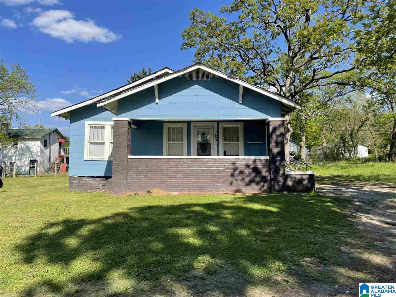 709 30th Street Southwest Birmingham, AL 35211 - Photo 1 of 21