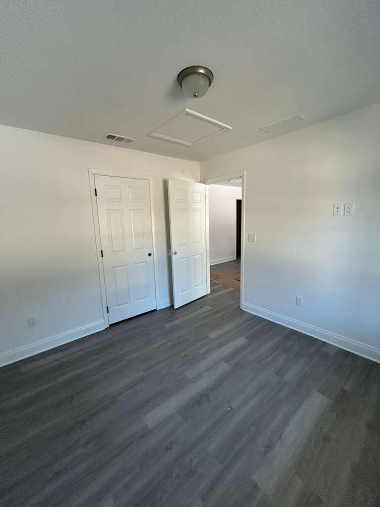 32 Constitution Avenue, Unit AB DeFuniak Springs, FL 32433 - Photo 6 of 12 IMG_5400