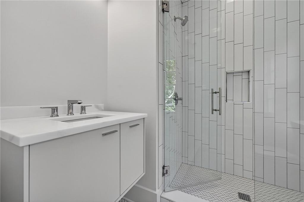 1176 Lullwater Road Northeast Atlanta, GA 30307 - Photo 45 of 64