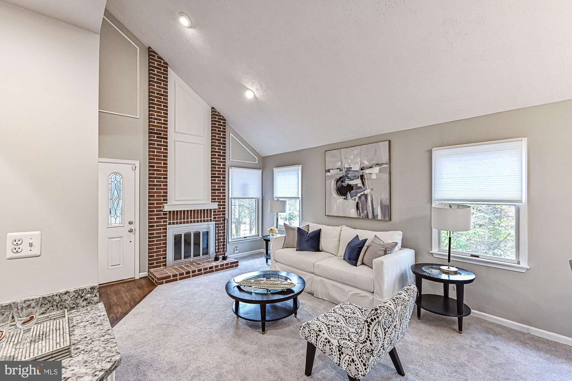 11619 Valley Road Fairfax, VA 22033 - Photo 4 of 74 Gallery Image 4