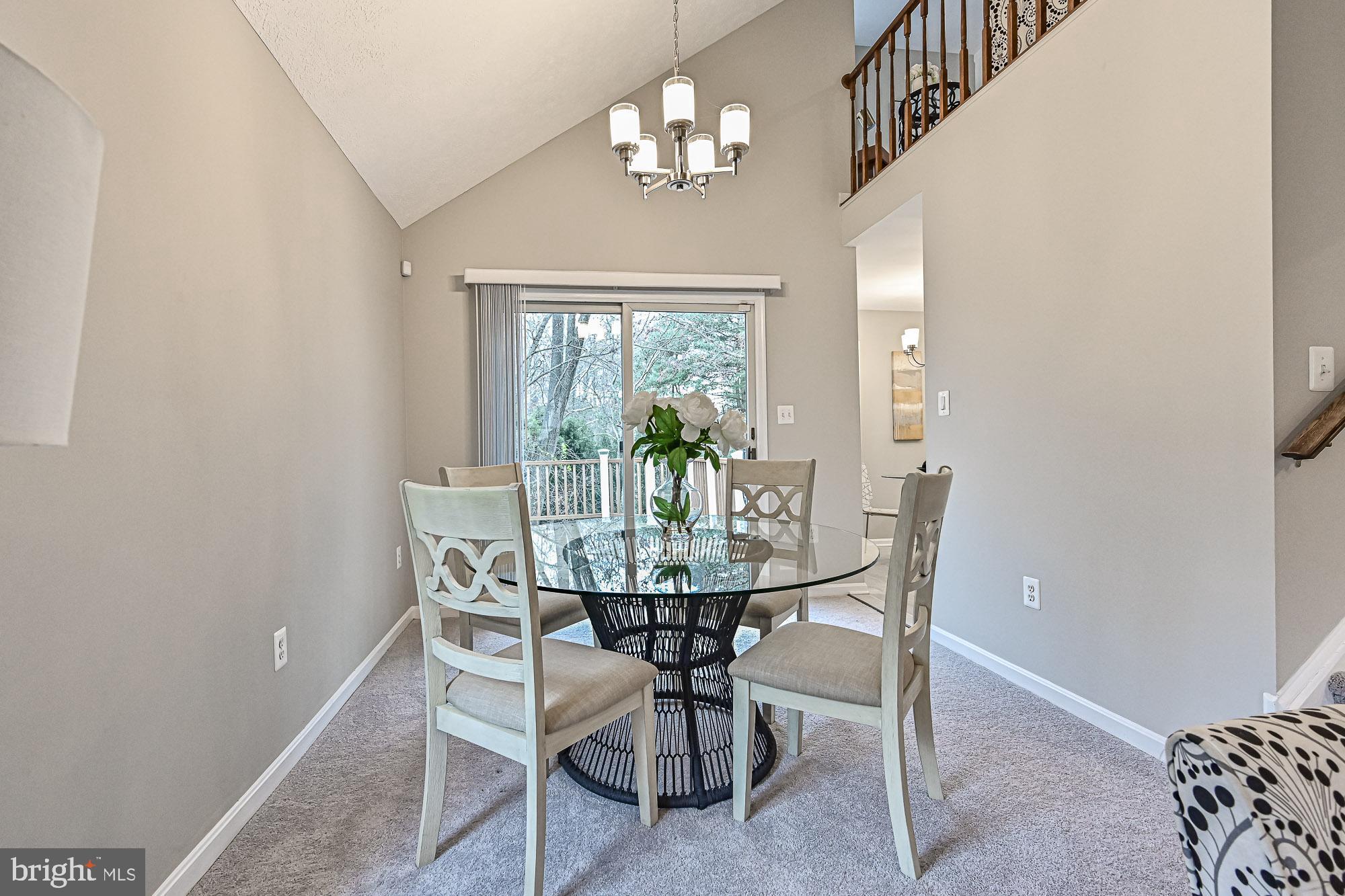 11619 Valley Road Fairfax, VA 22033 - Photo 5 of 74 Gallery Image 5