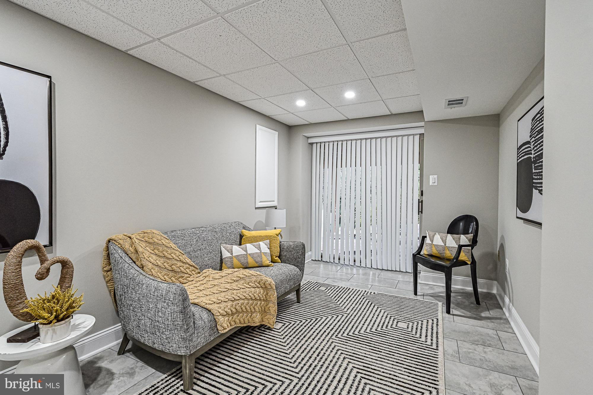 11619 Valley Road Fairfax, VA 22033 - Photo 43 of 74 Gallery Image 43