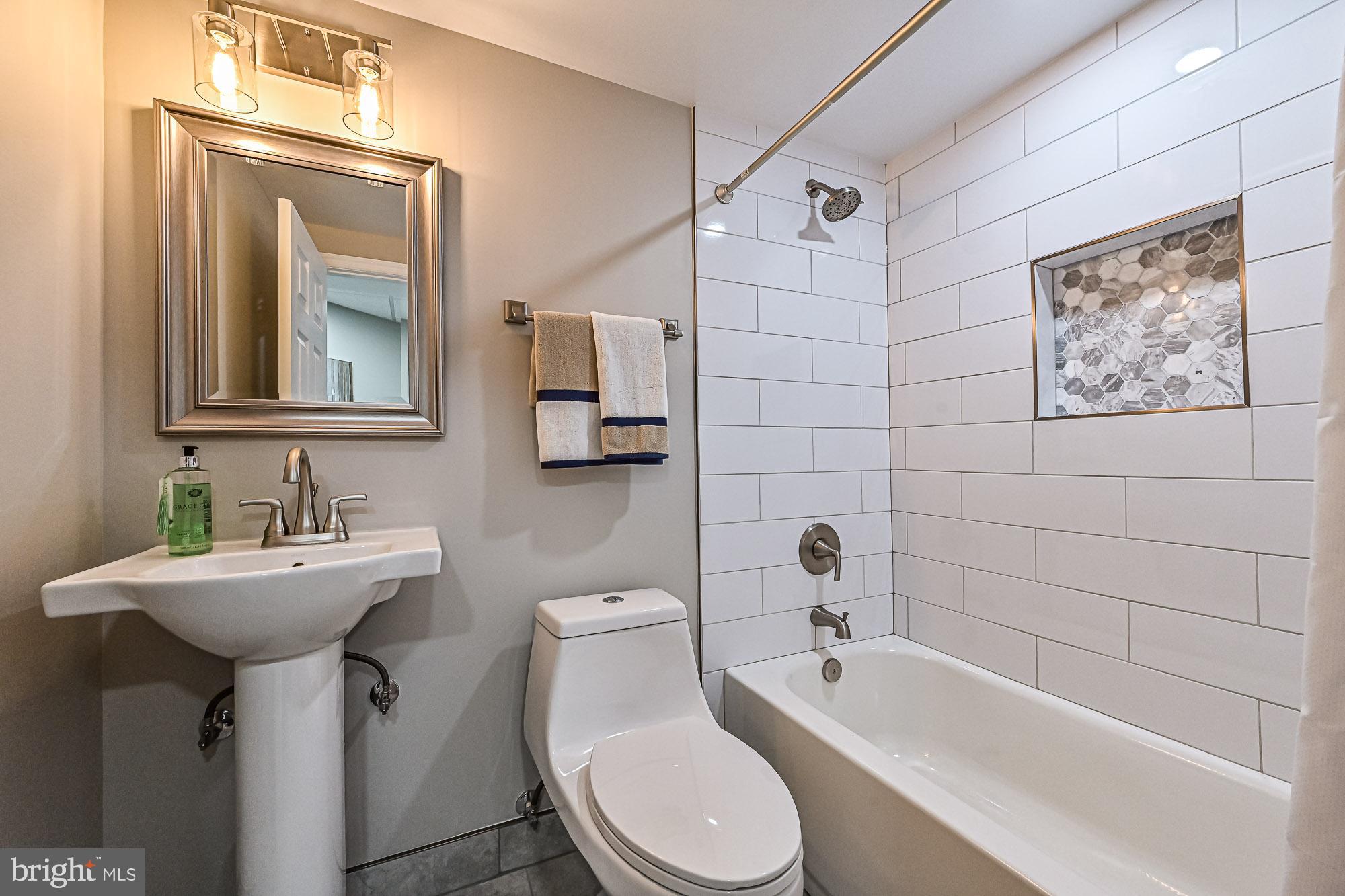 11619 Valley Road Fairfax, VA 22033 - Photo 47 of 74 Gallery Image 47