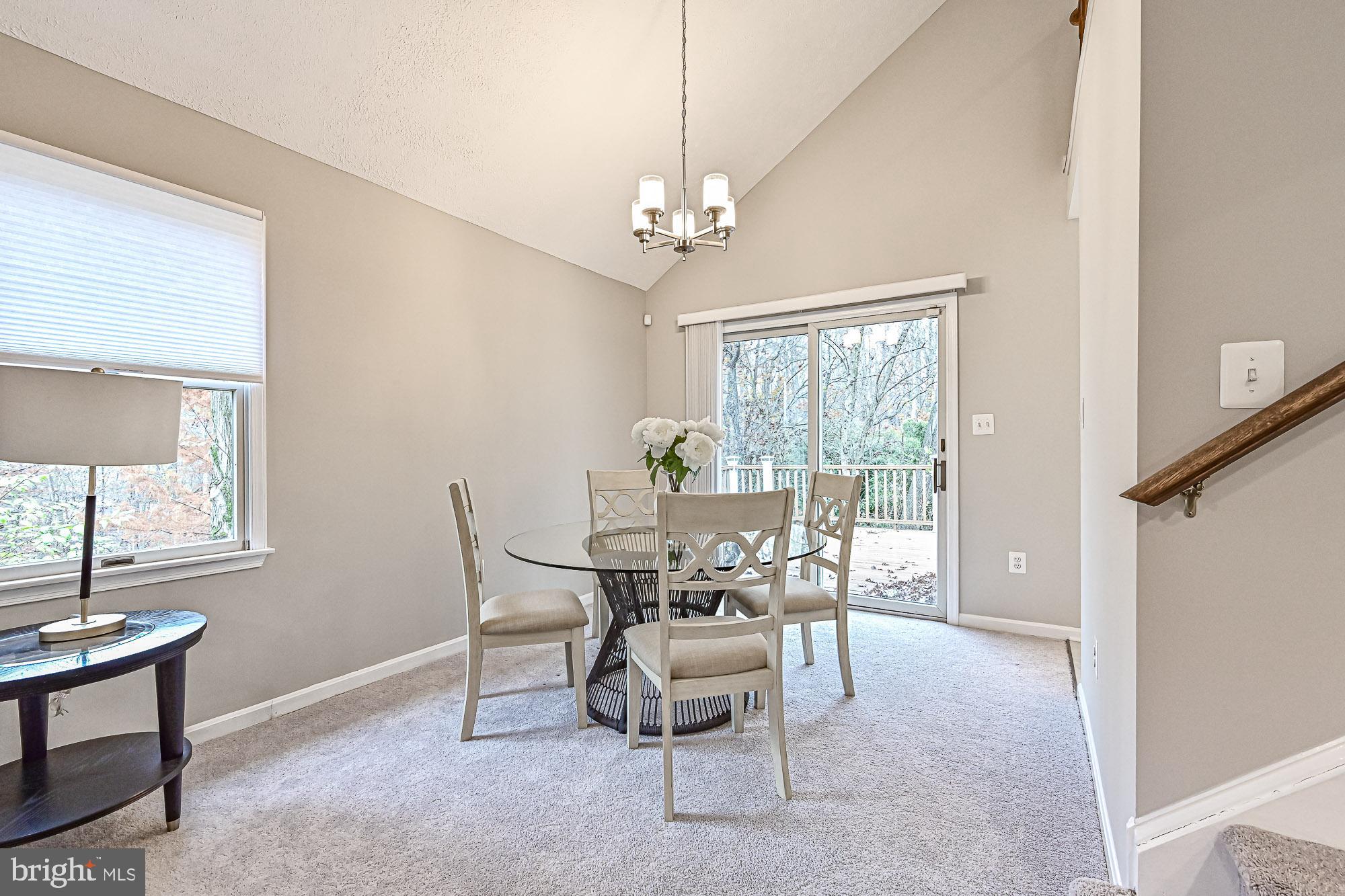 11619 Valley Road Fairfax, VA 22033 - Photo 9 of 74 Gallery Image 9